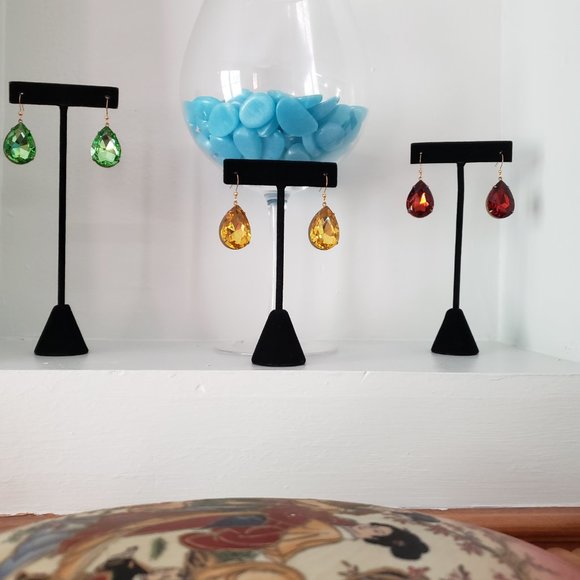 earrings - Picture 3 of 3